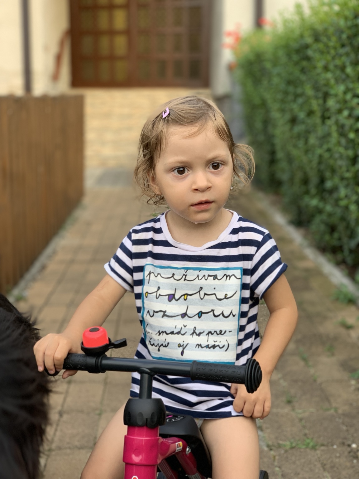 Sofia na odrážadle